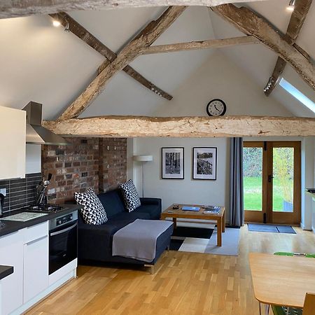 Hidden Cottages Two Lovely 1 Bed Cottages In Peaceful Surroundings, 1 With Log Burner Henley-in-Arden Dış mekan fotoğraf