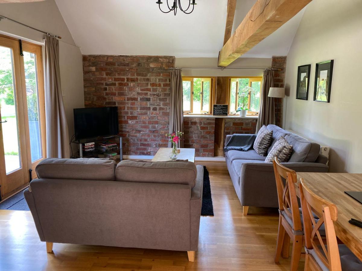 Hidden Cottages Two Lovely 1 Bed Cottages In Peaceful Surroundings, 1 With Log Burner Henley-in-Arden Dış mekan fotoğraf